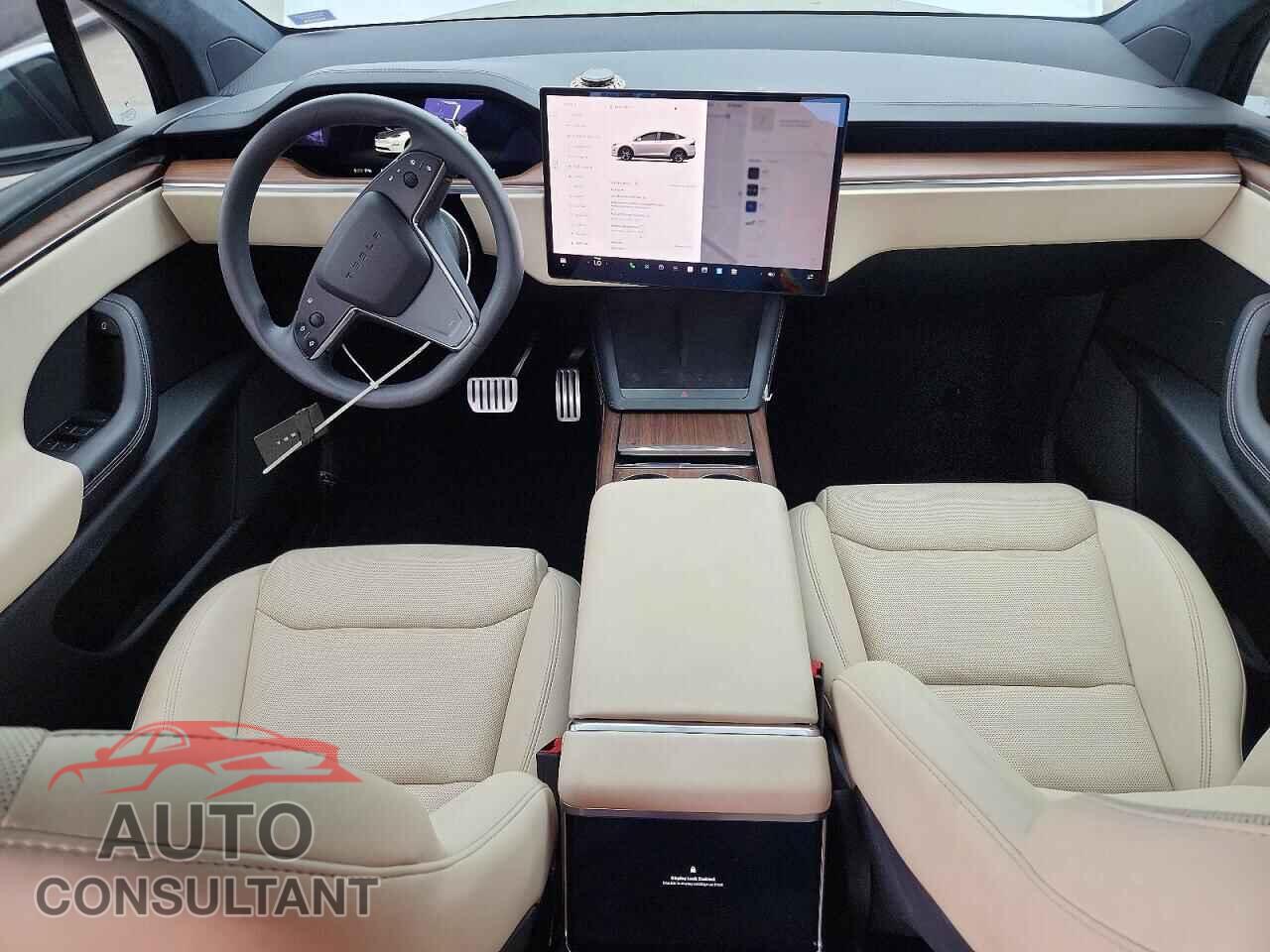 TESLA MODEL X 2023 - 7SAXCDE52PF403526