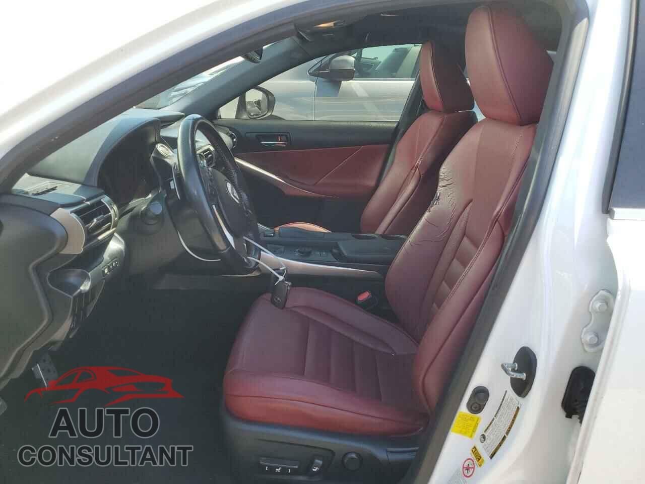 LEXUS IS 2016 - JTHBA1D29G5032304