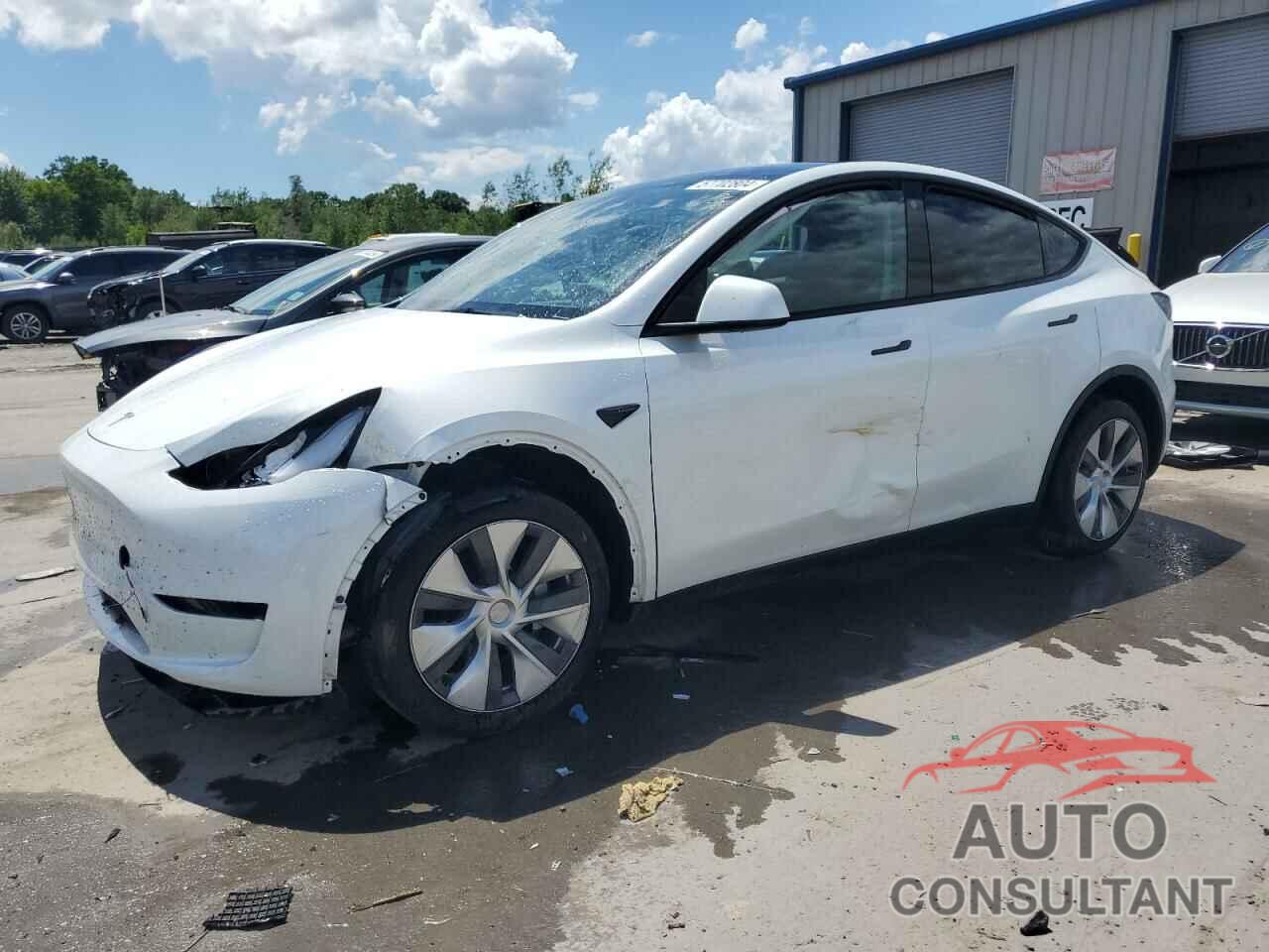 TESLA MODEL Y 2023 - 7SAYGDEE9PF667481