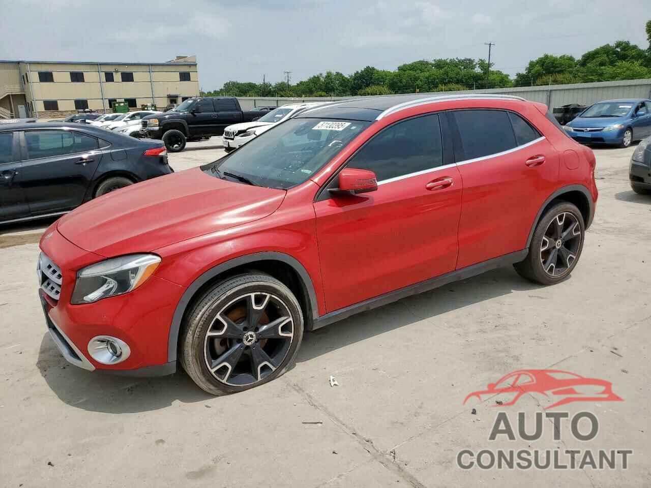 MERCEDES-BENZ GLA-CLASS 2018 - WDCTG4EB1JJ455424