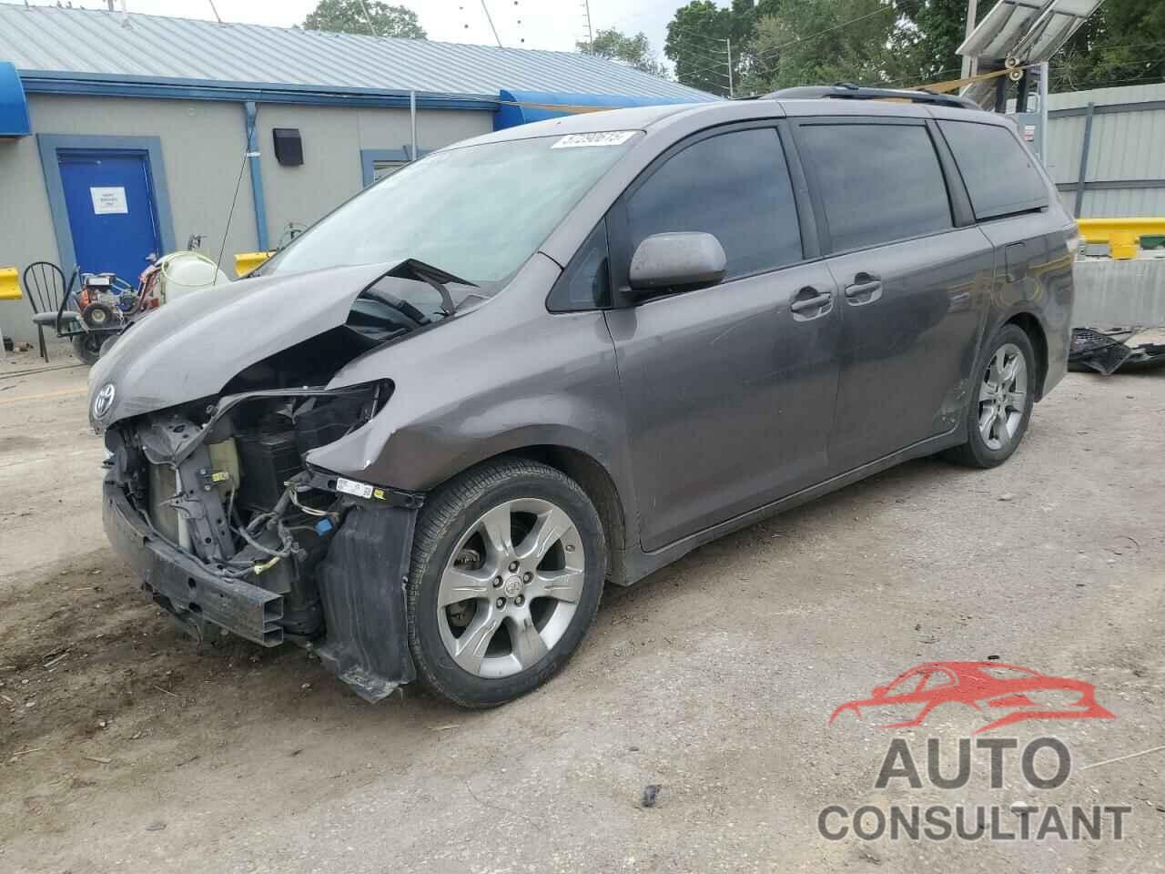 TOYOTA SIENNA 2011 - 5TDXK3DC2BS047349