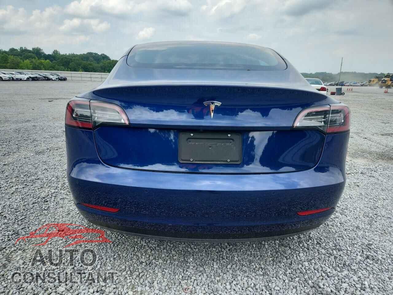 TESLA MODEL 3 2022 - 5YJ3E1EA0NF286009