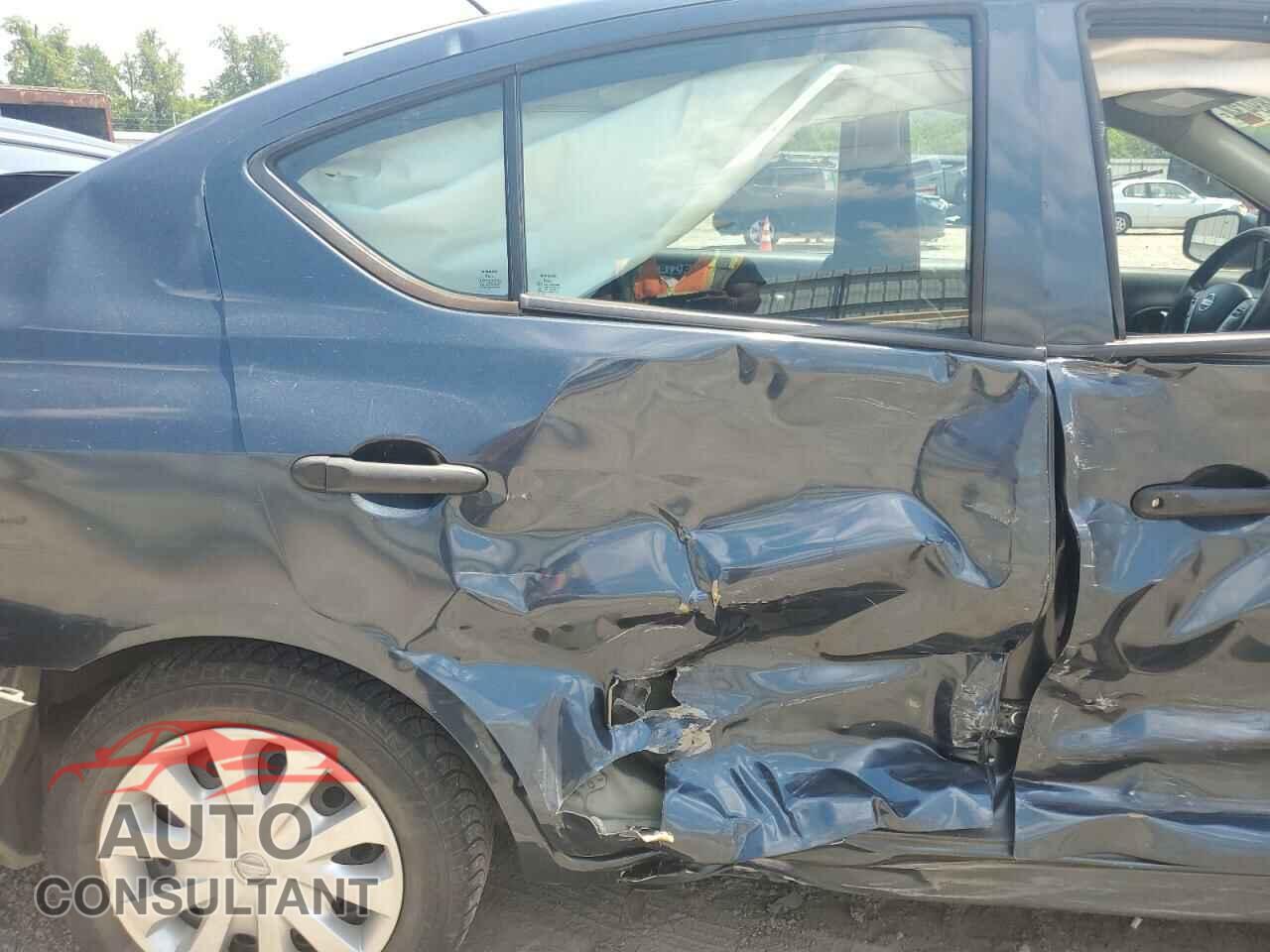 NISSAN VERSA 2017 - 3N1CN7AP7HL843178