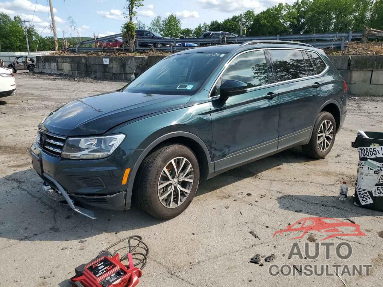 VOLKSWAGEN TIGUAN 2019 - 3VV2B7AX4KM135460