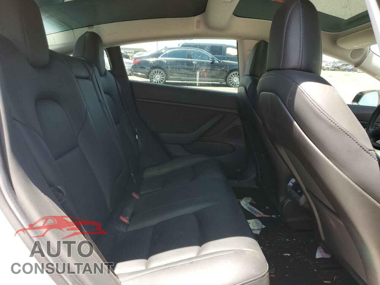 TESLA MODEL 3 2019 - 5YJ3E1EB2KF419938