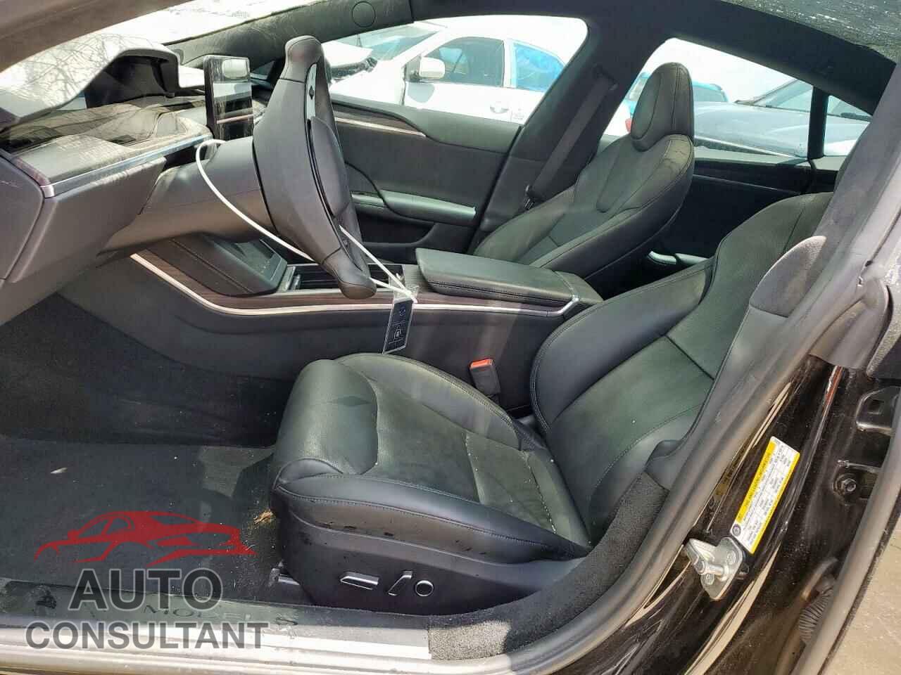 TESLA MODEL S 2023 - 5YJSA1E59PF512318