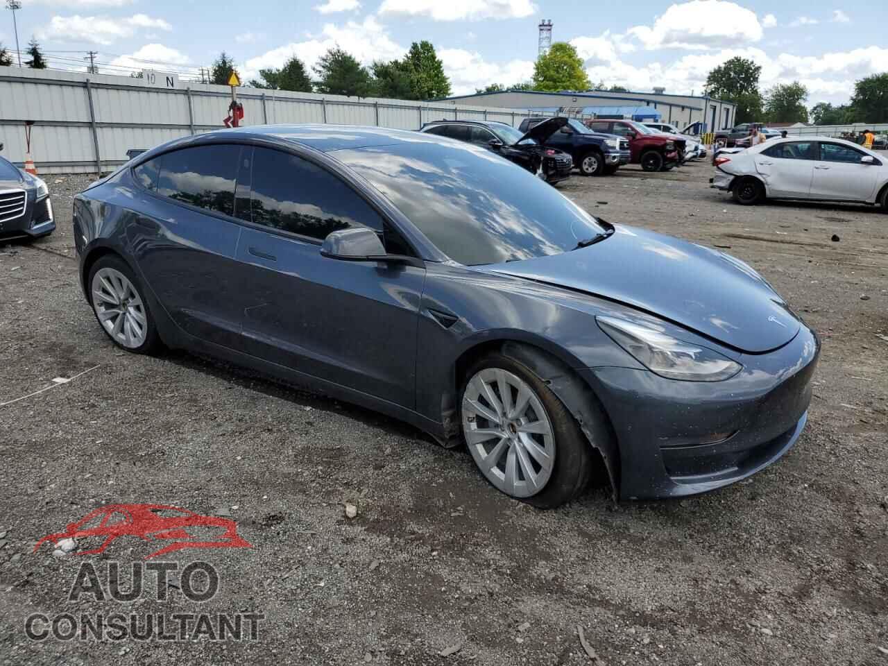 TESLA MODEL 3 2022 - 5YJ3E1EB1NF187045