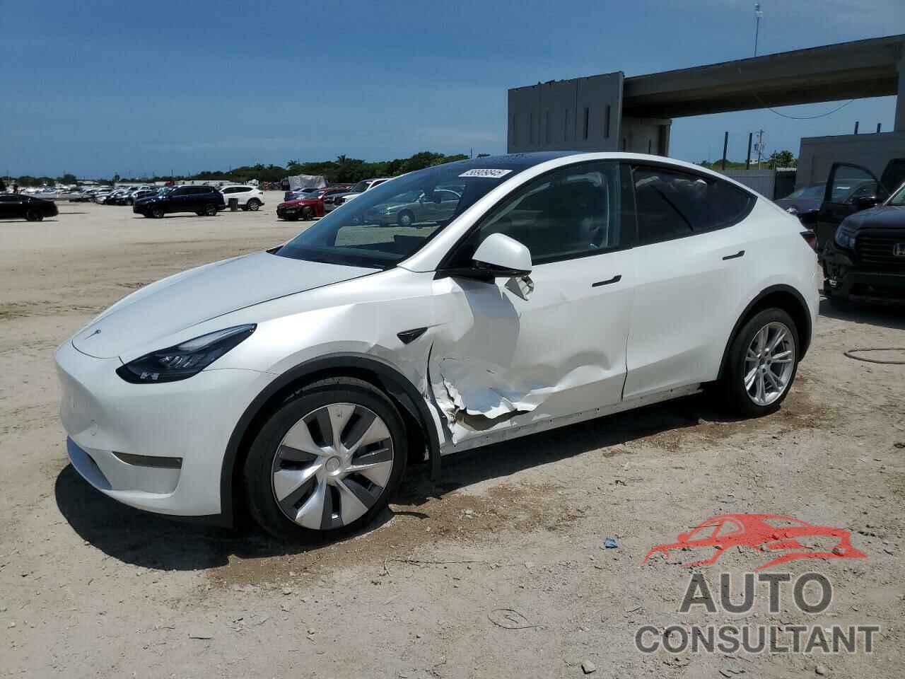 TESLA MODEL Y 2023 - 7SAYGDEE0PA138160