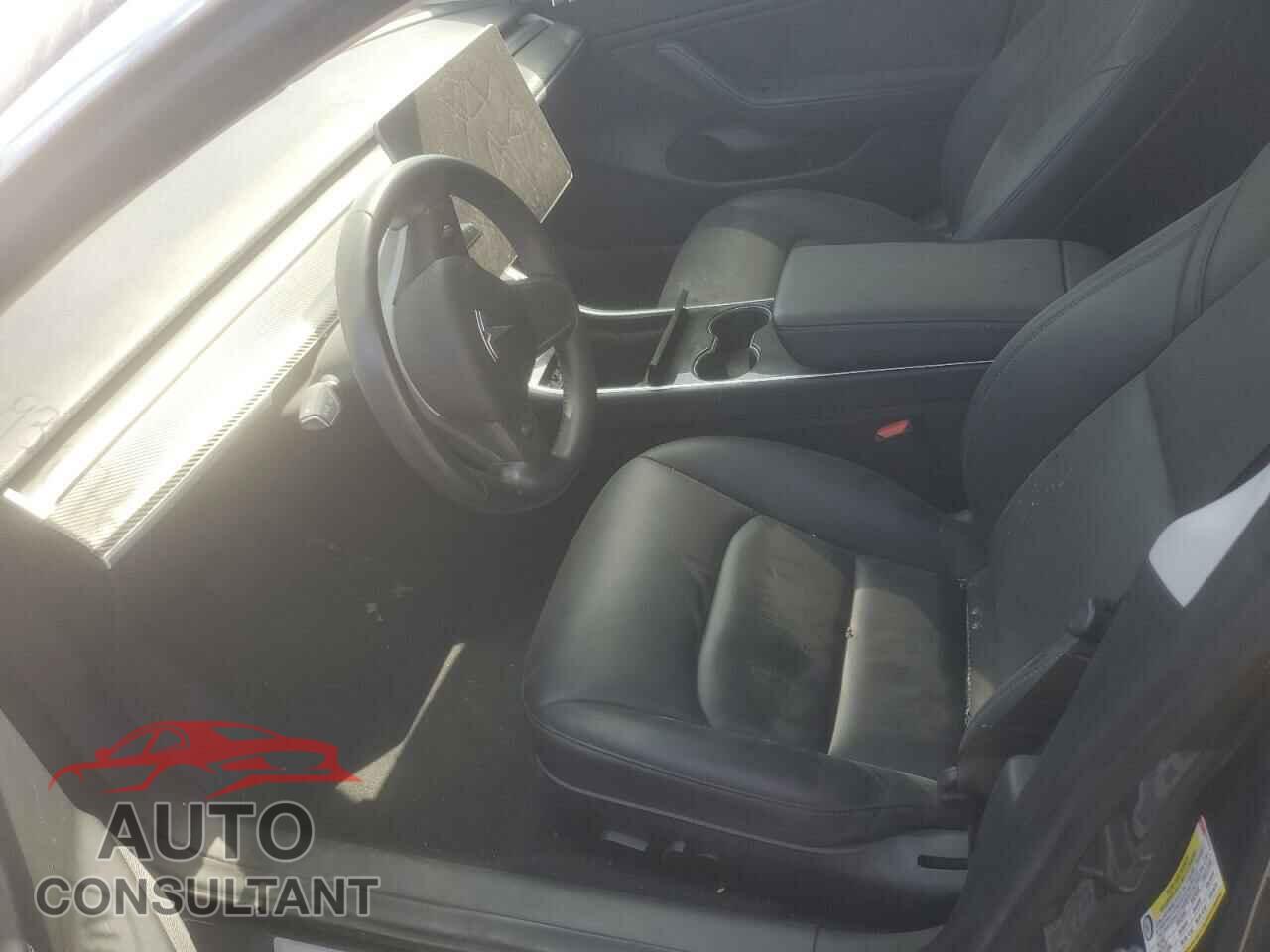 TESLA MODEL 3 2018 - 5YJ3E1EBXJF093076