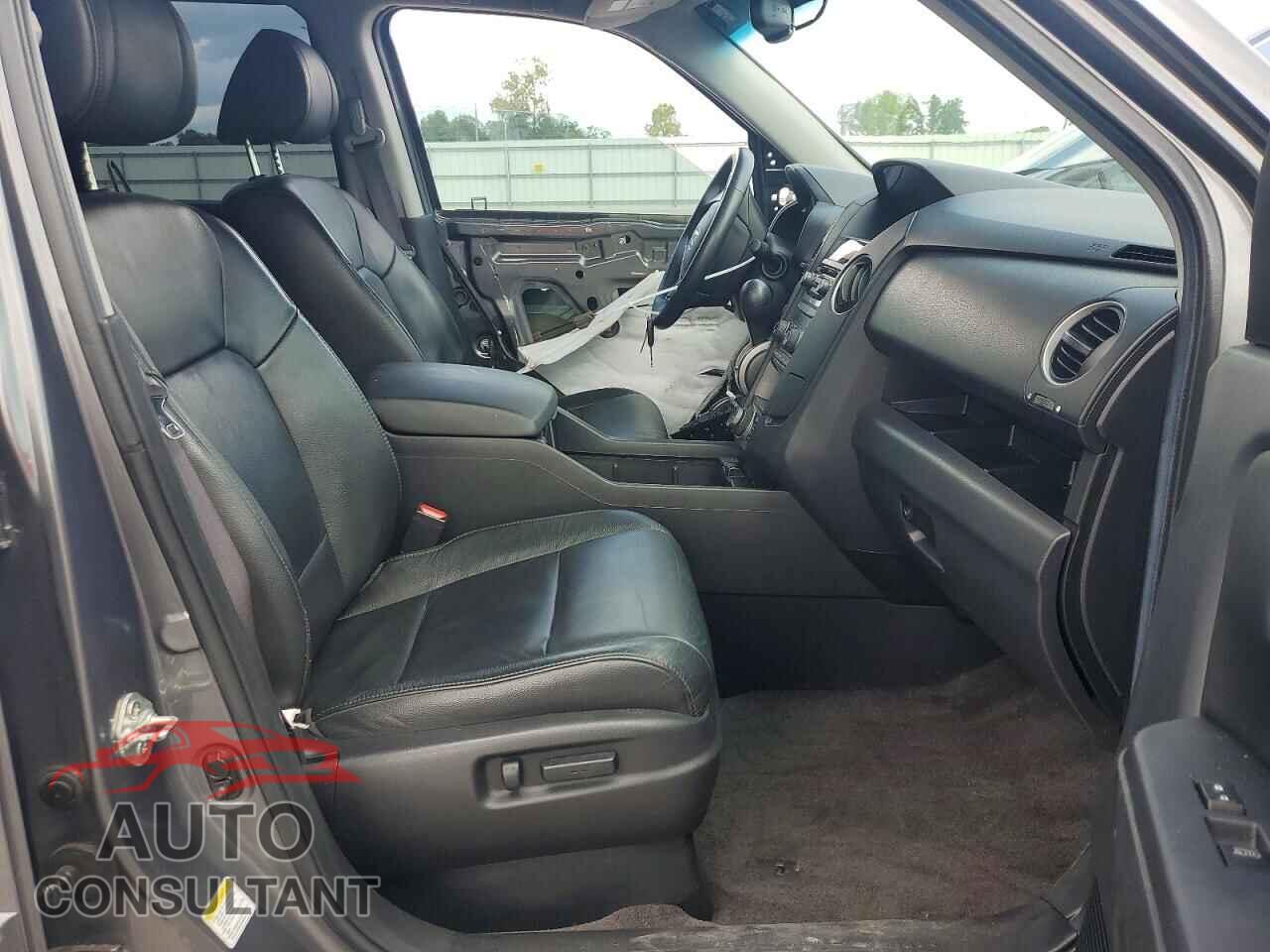 HONDA PILOT 2012 - 5FNYF4H7XCB019879
