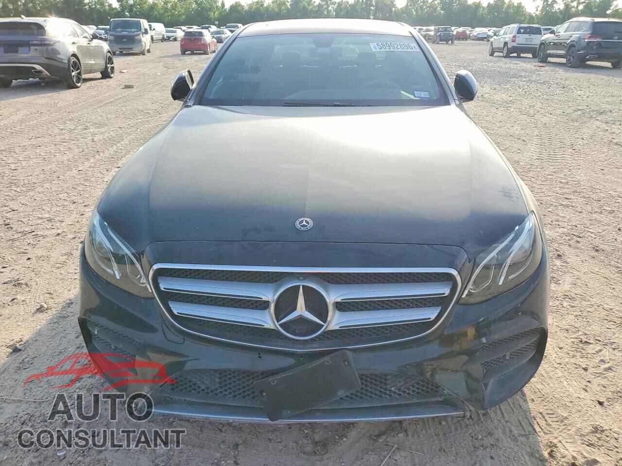MERCEDES-BENZ E-CLASS 2020 - WDDZF8DB2LA752089