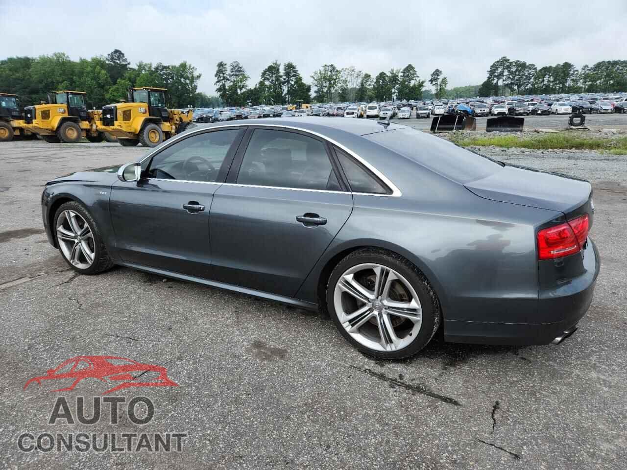 AUDI S8 2013 - WAUD2AFD4DN033570