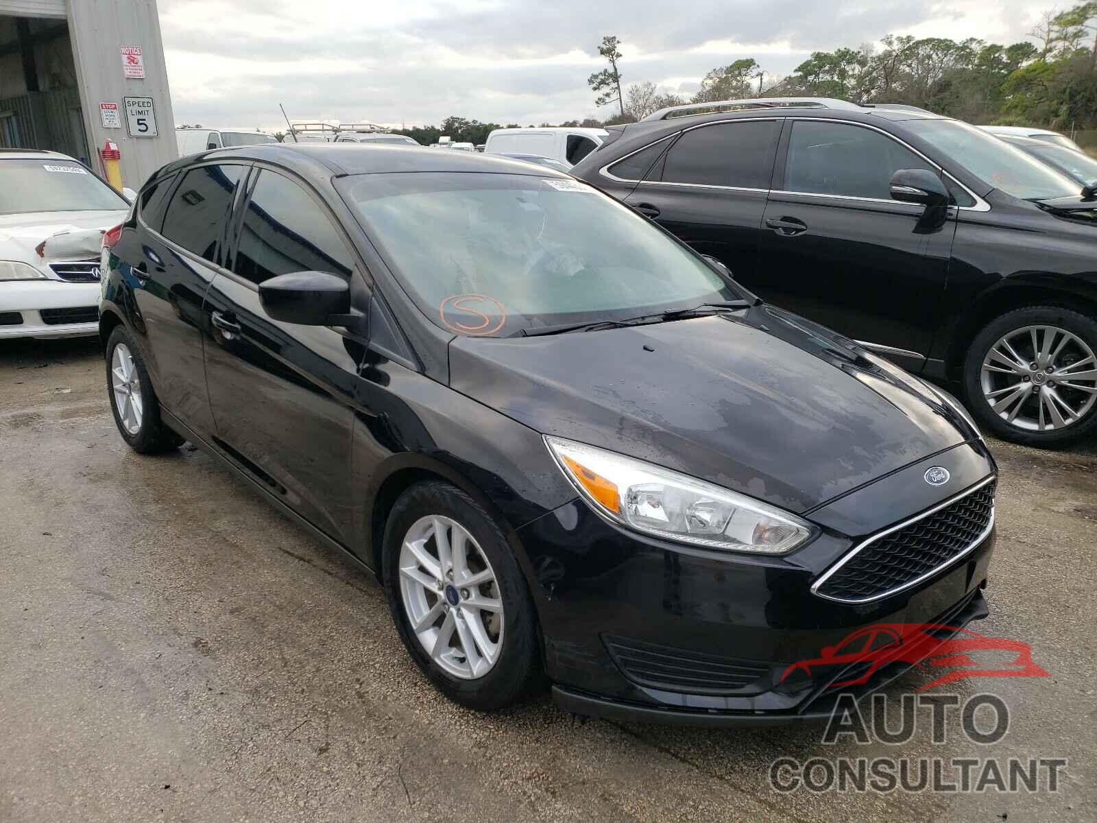 FORD FOCUS 2018 - 1FADP3K23JL329651