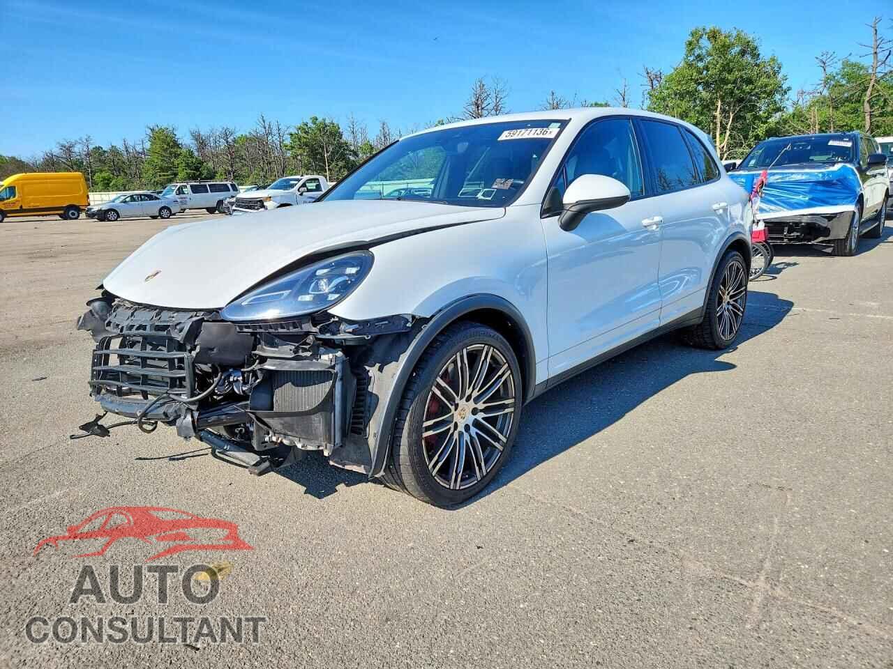 PORSCHE CAYENNE 2015 - WP1AC2A28FLA81147