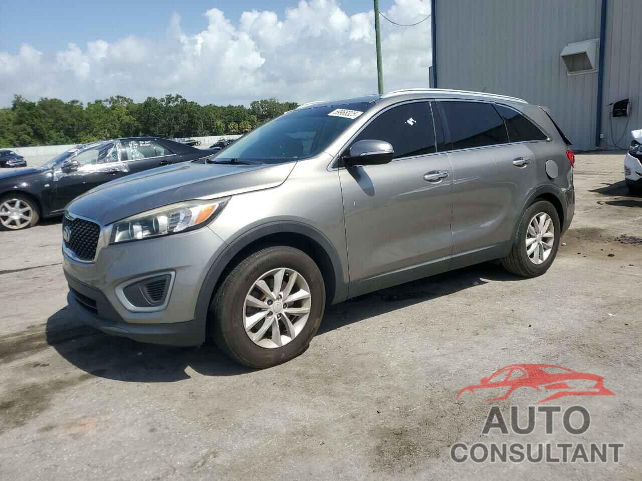 KIA SORENTO 2018 - 5XYPG4A53JG388977
