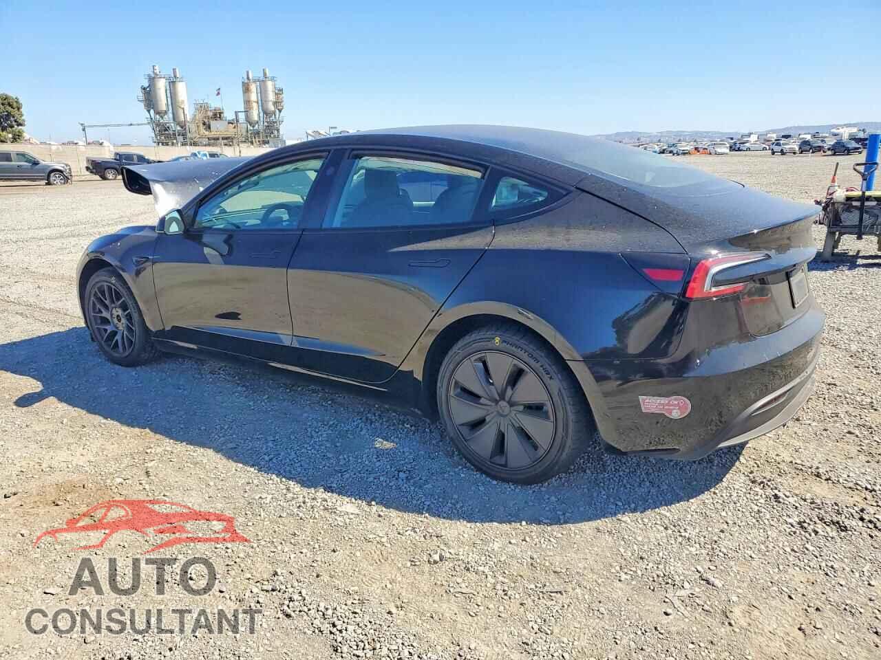TESLA MODEL 3 2024 - 5YJ3E1EA8RF722501