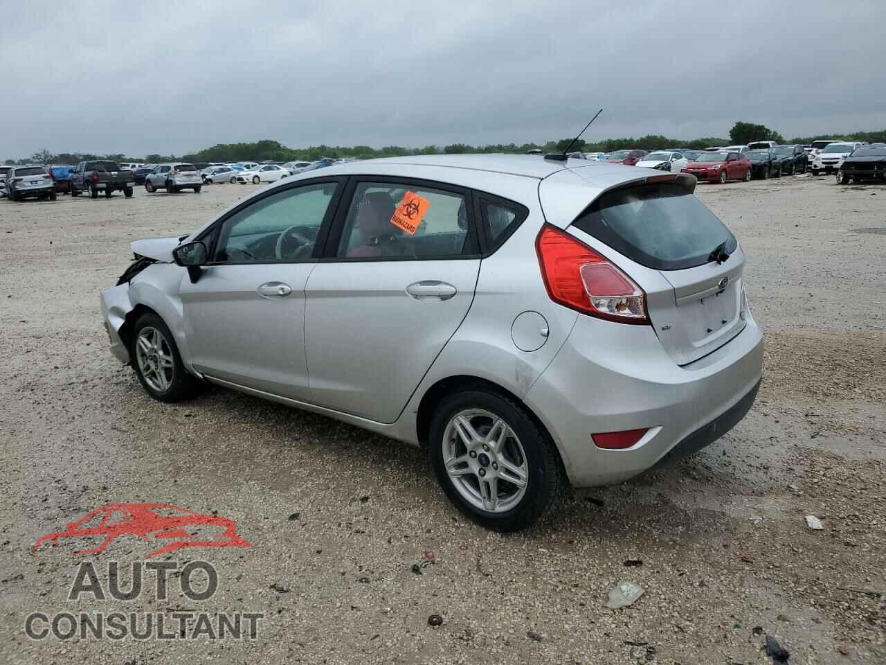 FORD FIESTA 2018 - 3FADP4EJXJM122231