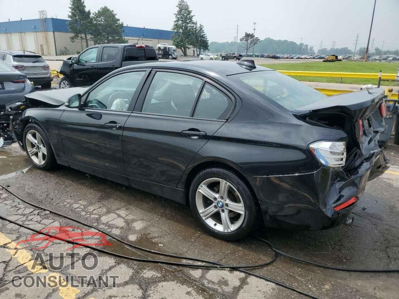 BMW 3 SERIES 2013 - WBA3C3C5XDF980060