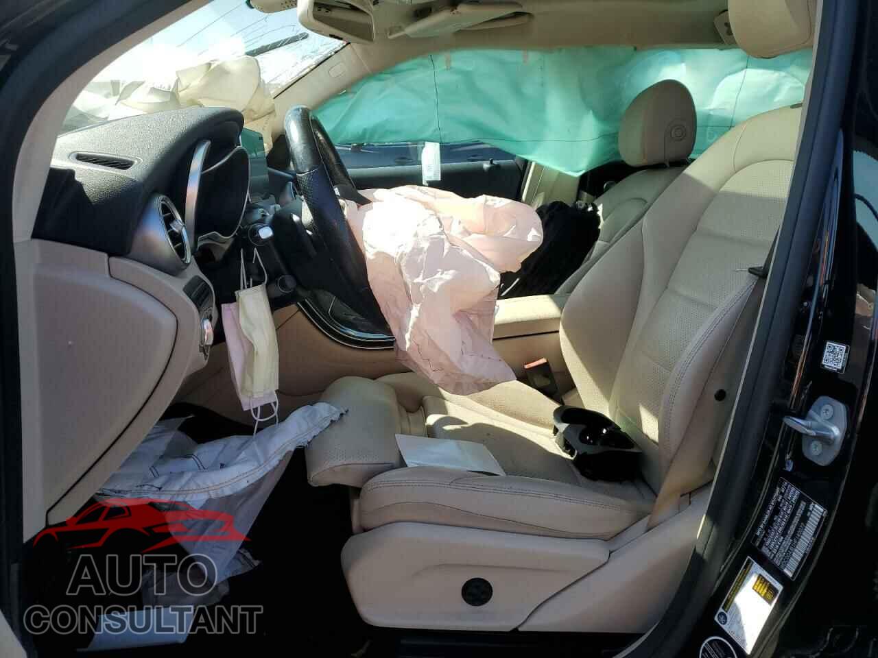 MERCEDES-BENZ GLC-CLASS 2017 - WDC0G4JB1HF140077