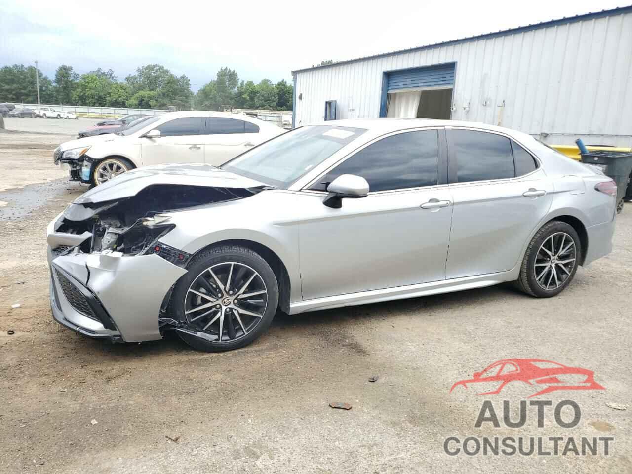 TOYOTA CAMRY 2021 - 4T1G11AK6MU428196
