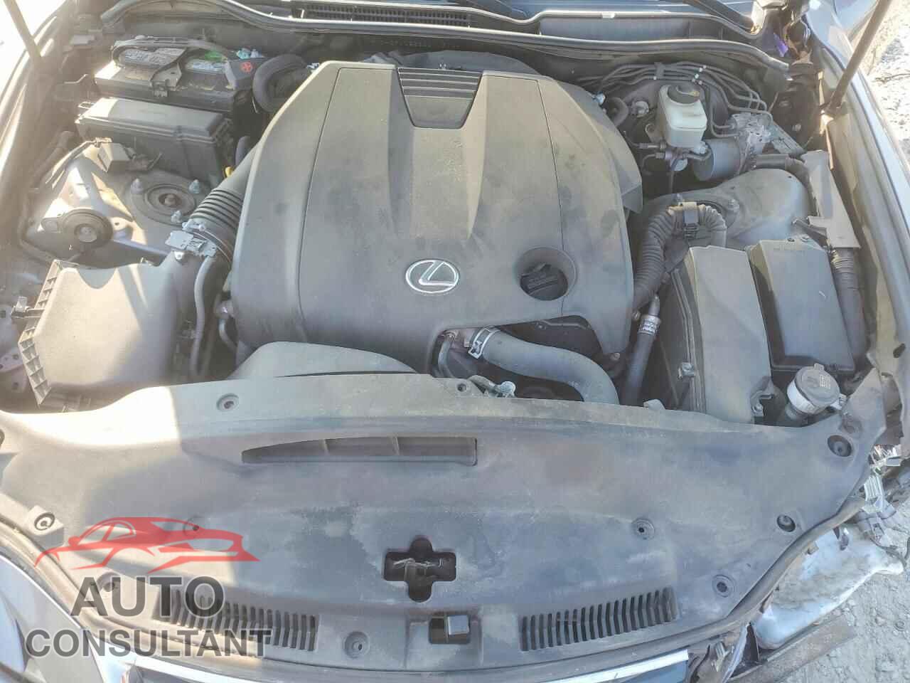 LEXUS IS 2014 - JTHCF1D22E5011314