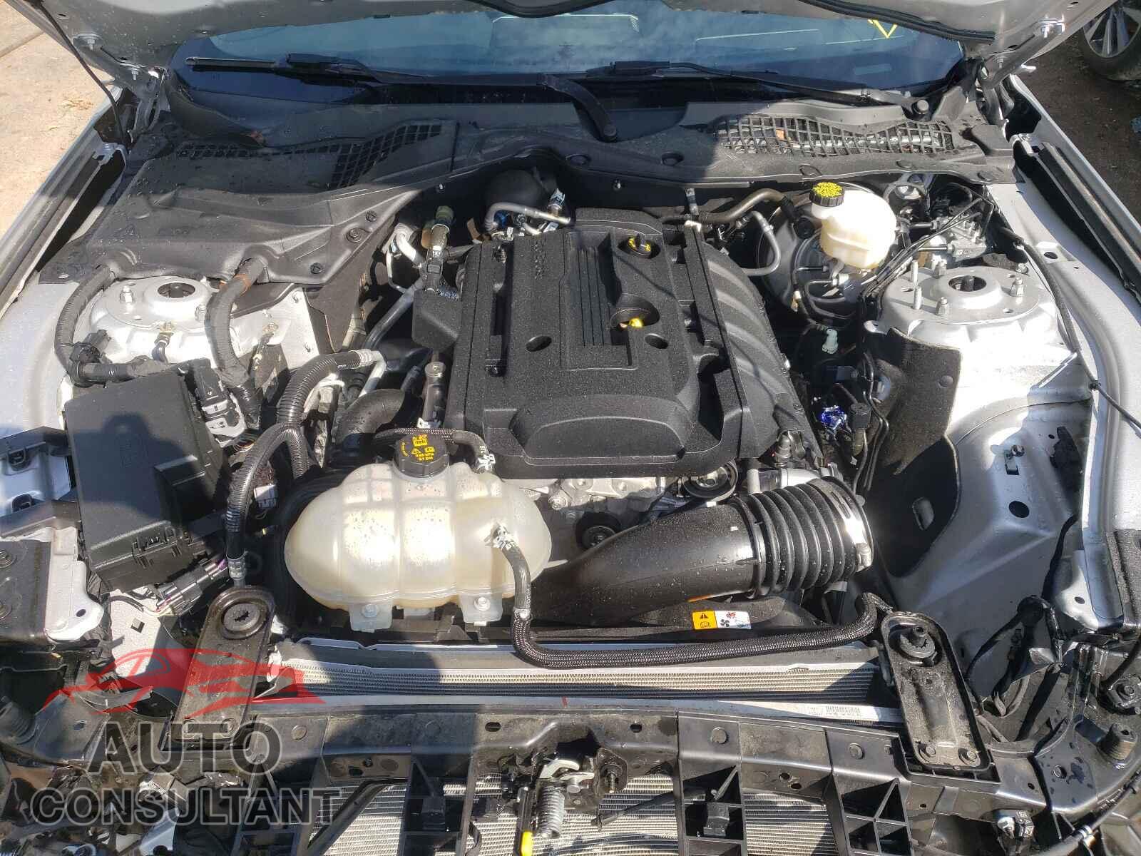 FORD MUSTANG 2018 - 1FA6P8TH9J5135168