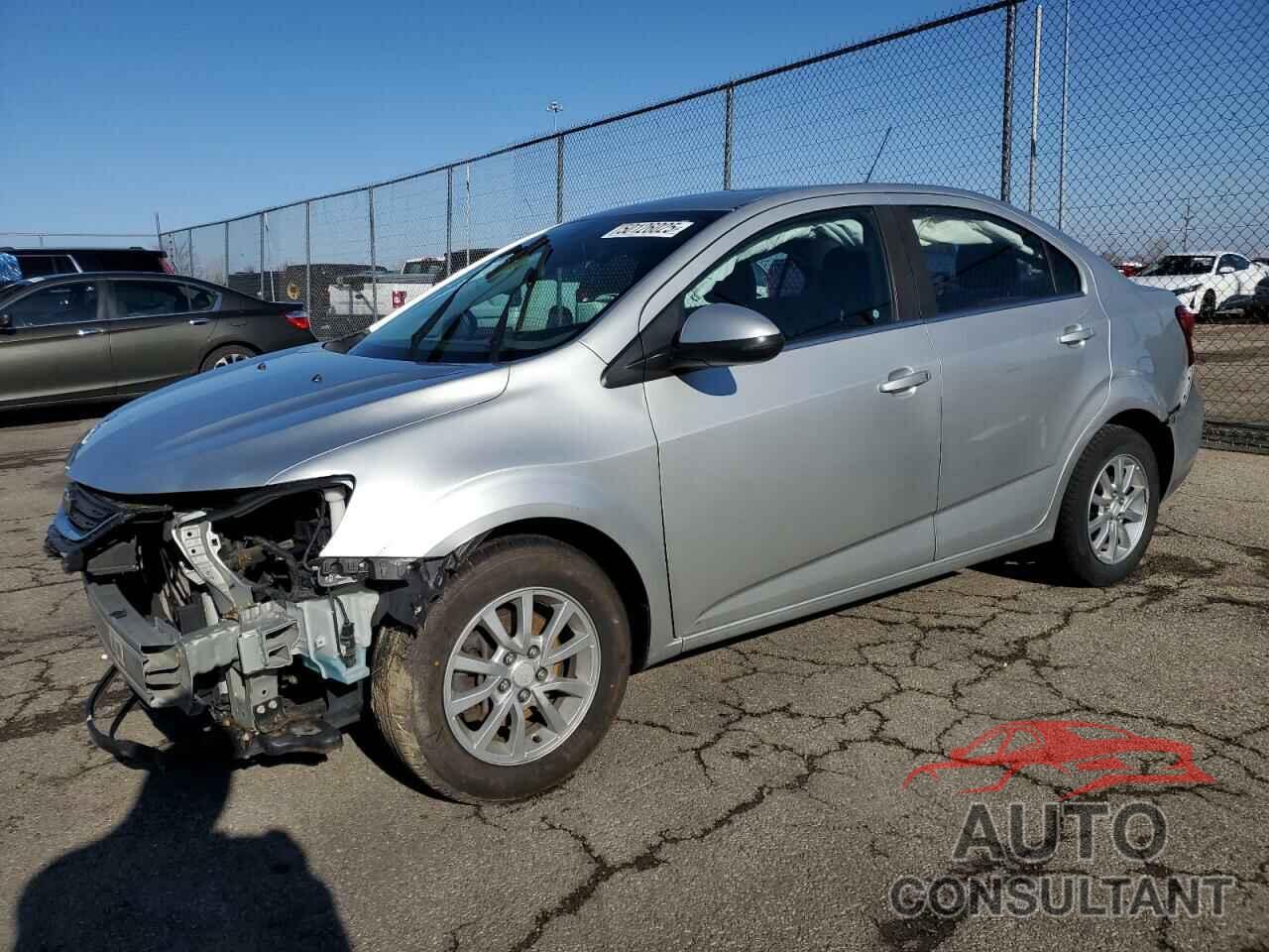 CHEVROLET SONIC 2017 - 1G1JD5SH9H4124595