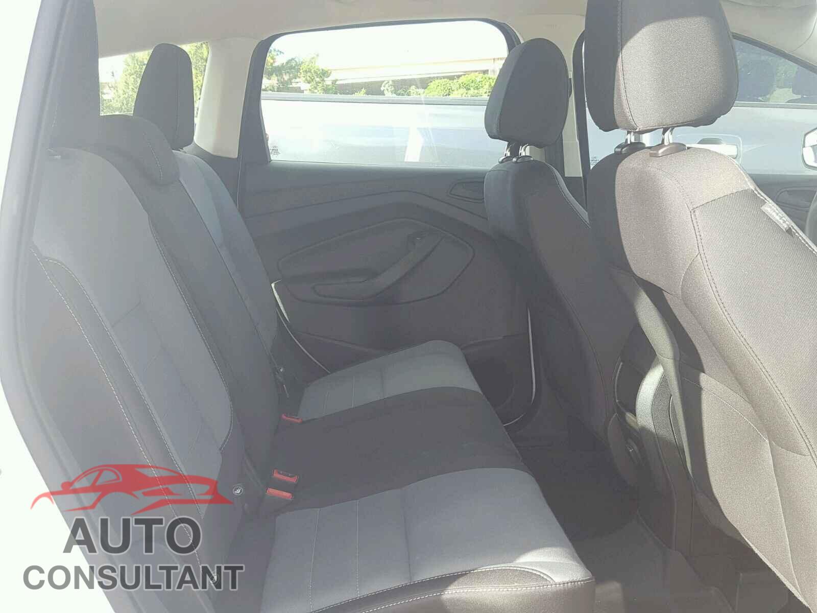 FORD ESCAPE S 2017 - 1FMCU0F75HUA20122