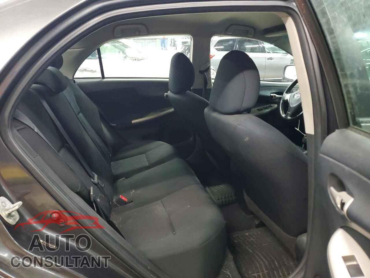 TOYOTA COROLLA 2010 - 2T1BU4EEXAC229656