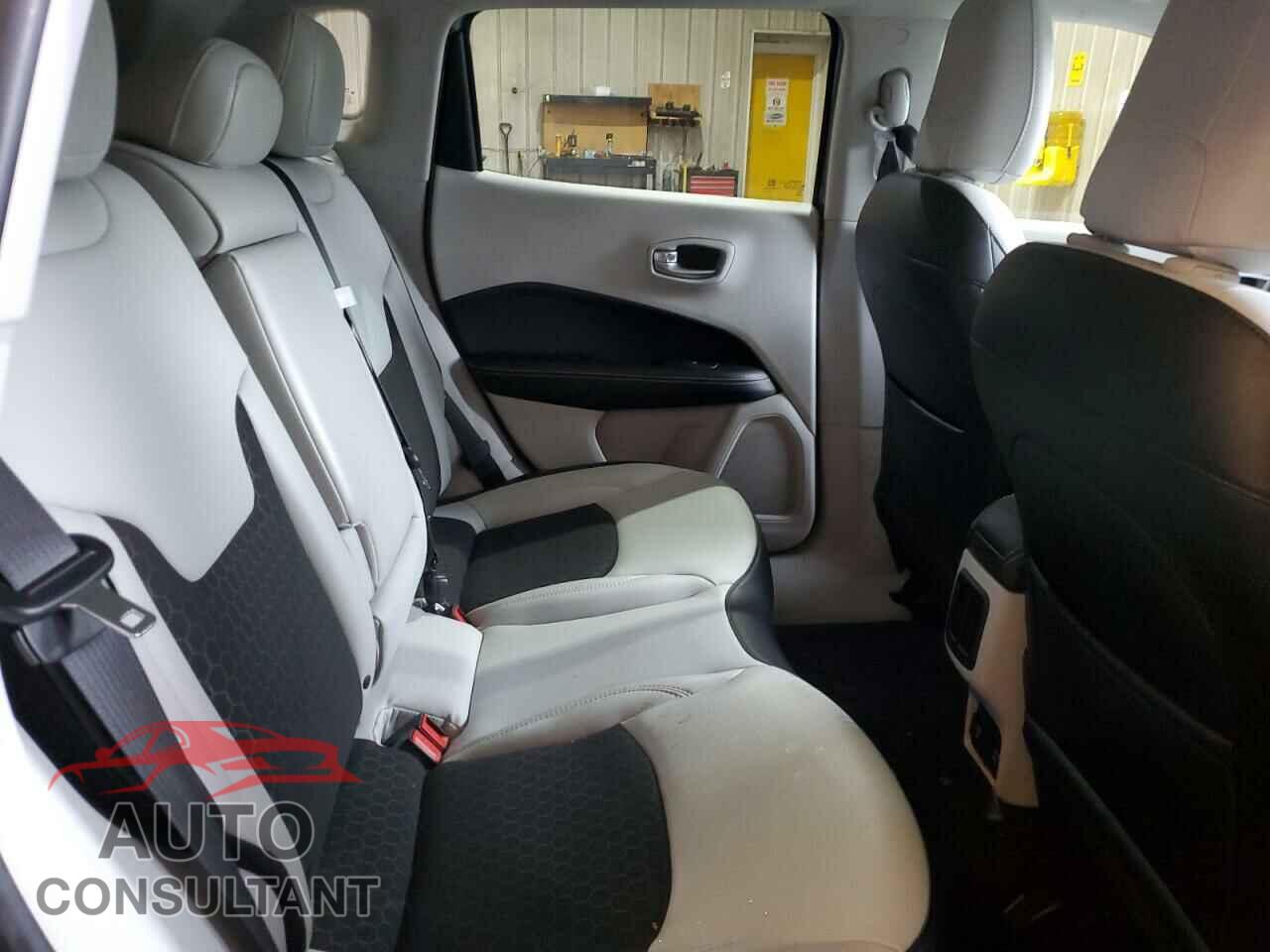 JEEP COMPASS 2021 - 3C4NJDBB2MT547398