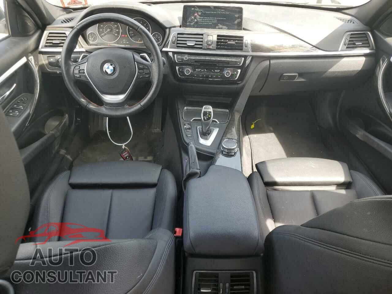 BMW 3 SERIES 2016 - WBA8E3G5XGNU00519