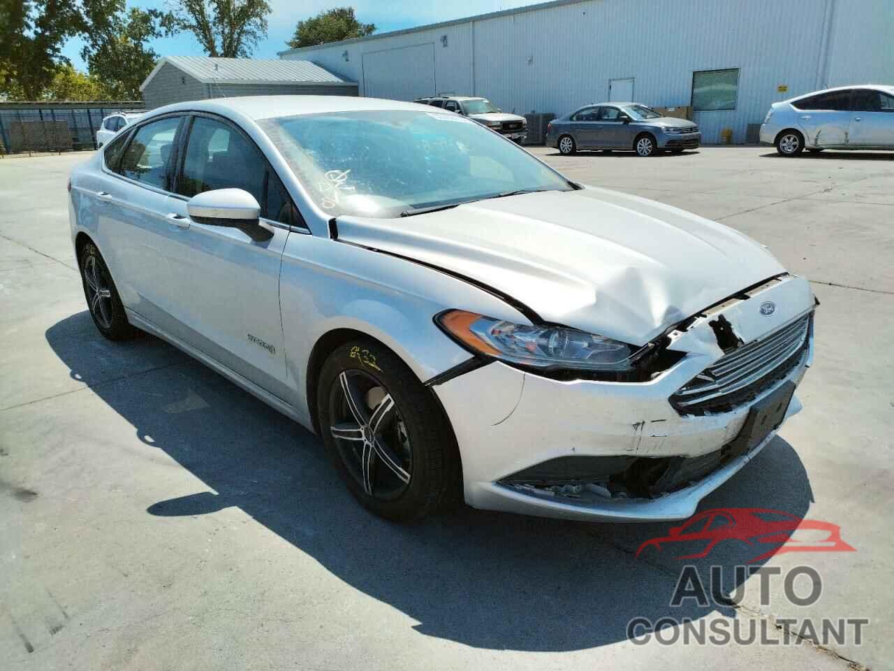 FORD FUSION 2018 - 3FA6P0LU3JR116790