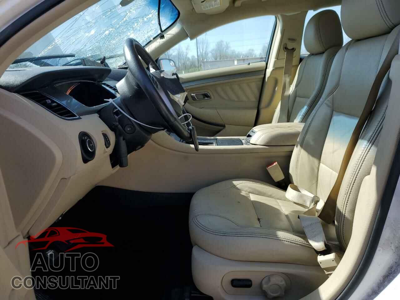 FORD TAURUS 2016 - 1FAHP2E81GG106926