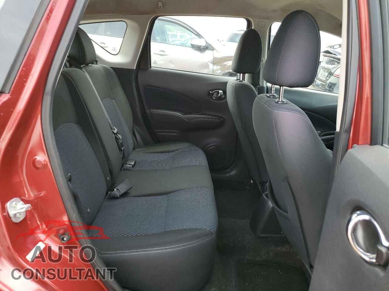 NISSAN VERSA 2017 - 3N1CE2CP2HL357653