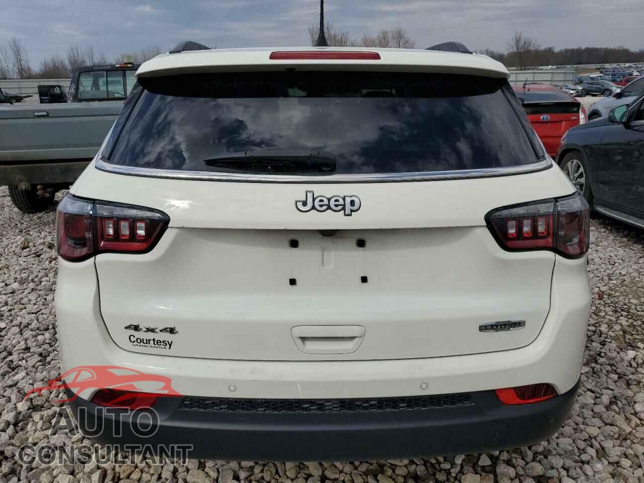 JEEP COMPASS 2020 - 3C4NJDBB6LT254652