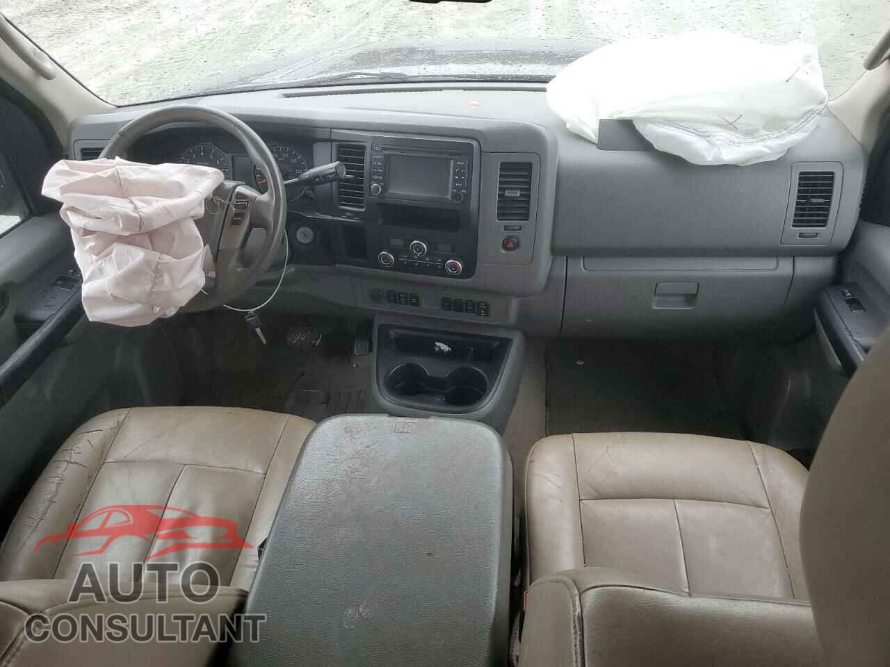 NISSAN NV 2016 - 5BZAF0AA2GN851790