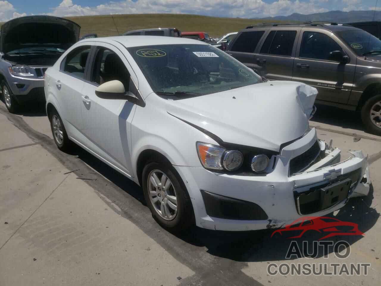 CHEVROLET SONIC 2016 - 1G1JC5SG4G4159795