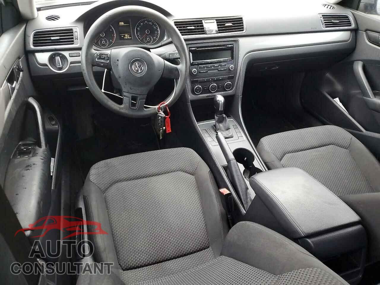 VOLKSWAGEN PASSAT 2012 - 1VWAP7A34CC069629