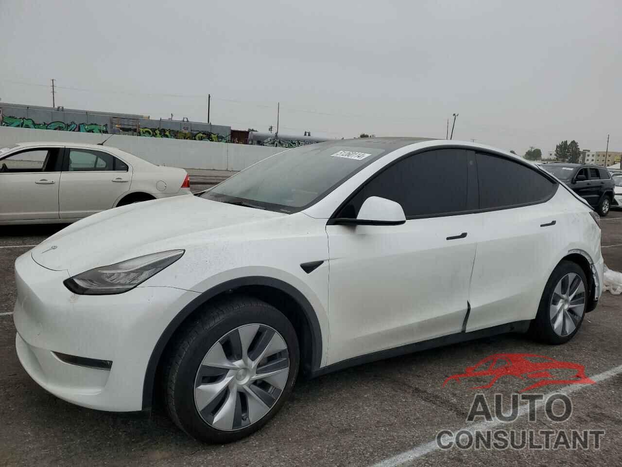 TESLA MODEL Y 2023 - 7SAYGDEE5PA115229