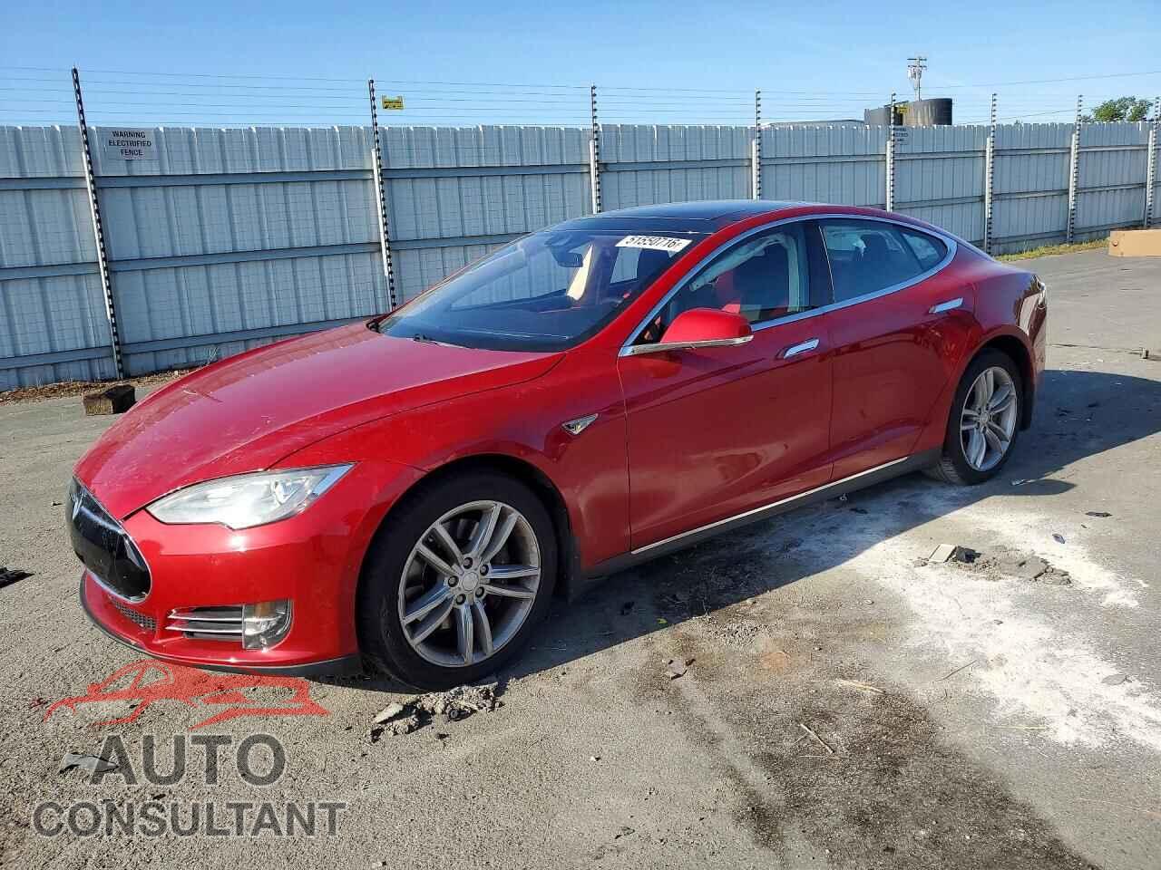 TESLA MODEL S 2014 - 5YJSA1H1XEFP62351