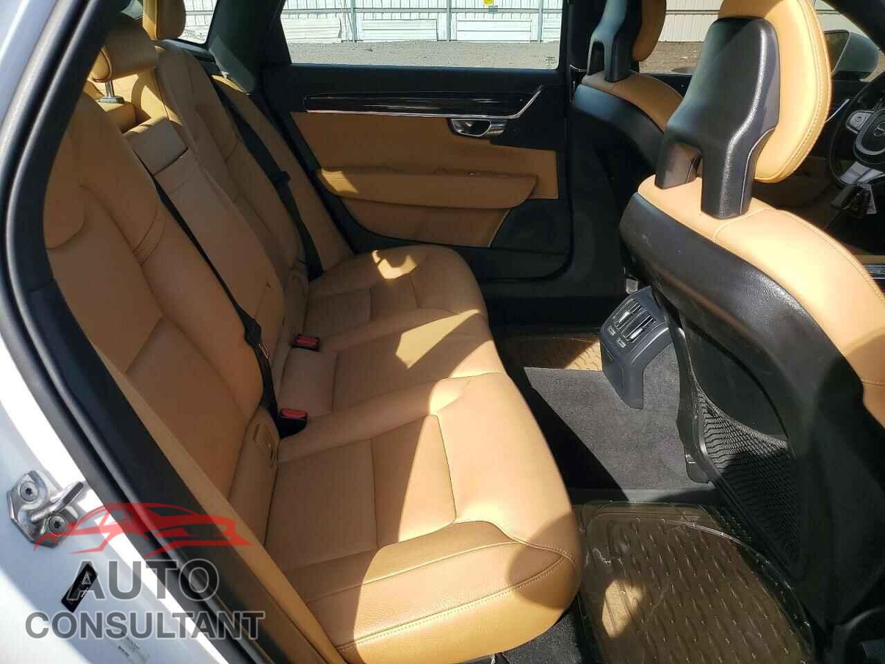 VOLVO S90 2018 - LVY982MK1JP025918