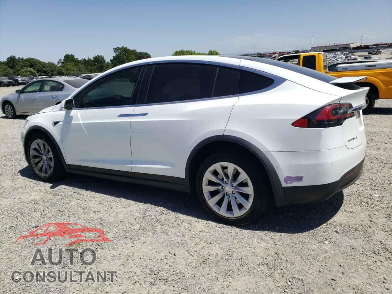 TESLA MODEL X 2018 - 5YJXCAE29JF133588