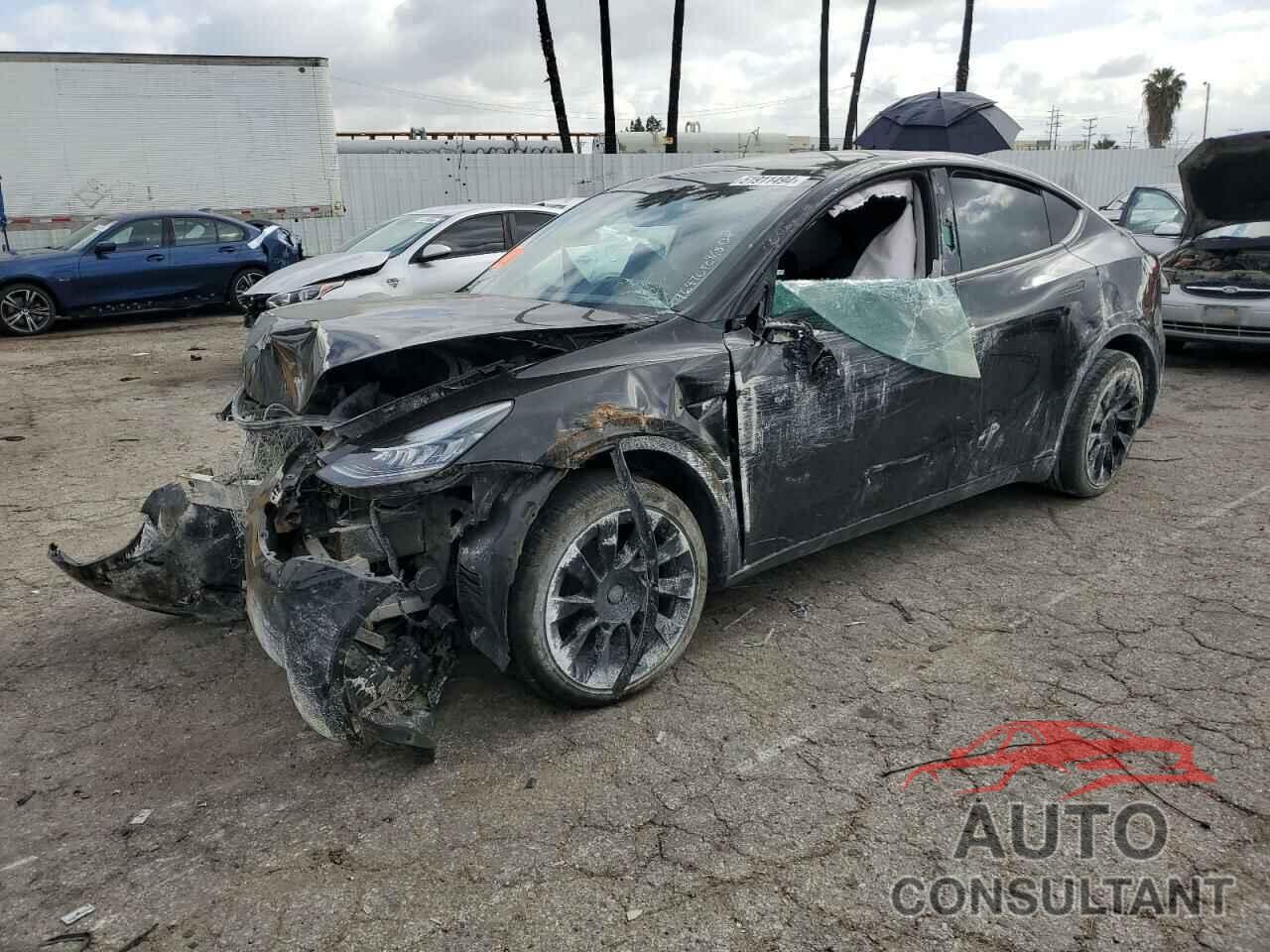 TESLA MODEL Y 2023 - 7SAYGDEE8PA028098