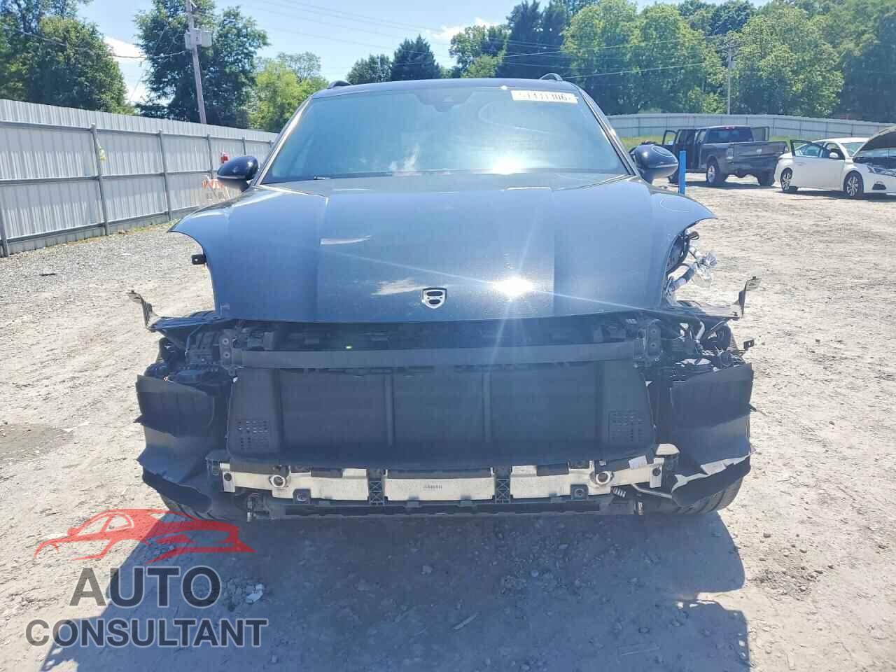 PORSCHE CAYENNE 2019 - WP1AA2AY0KDA10636