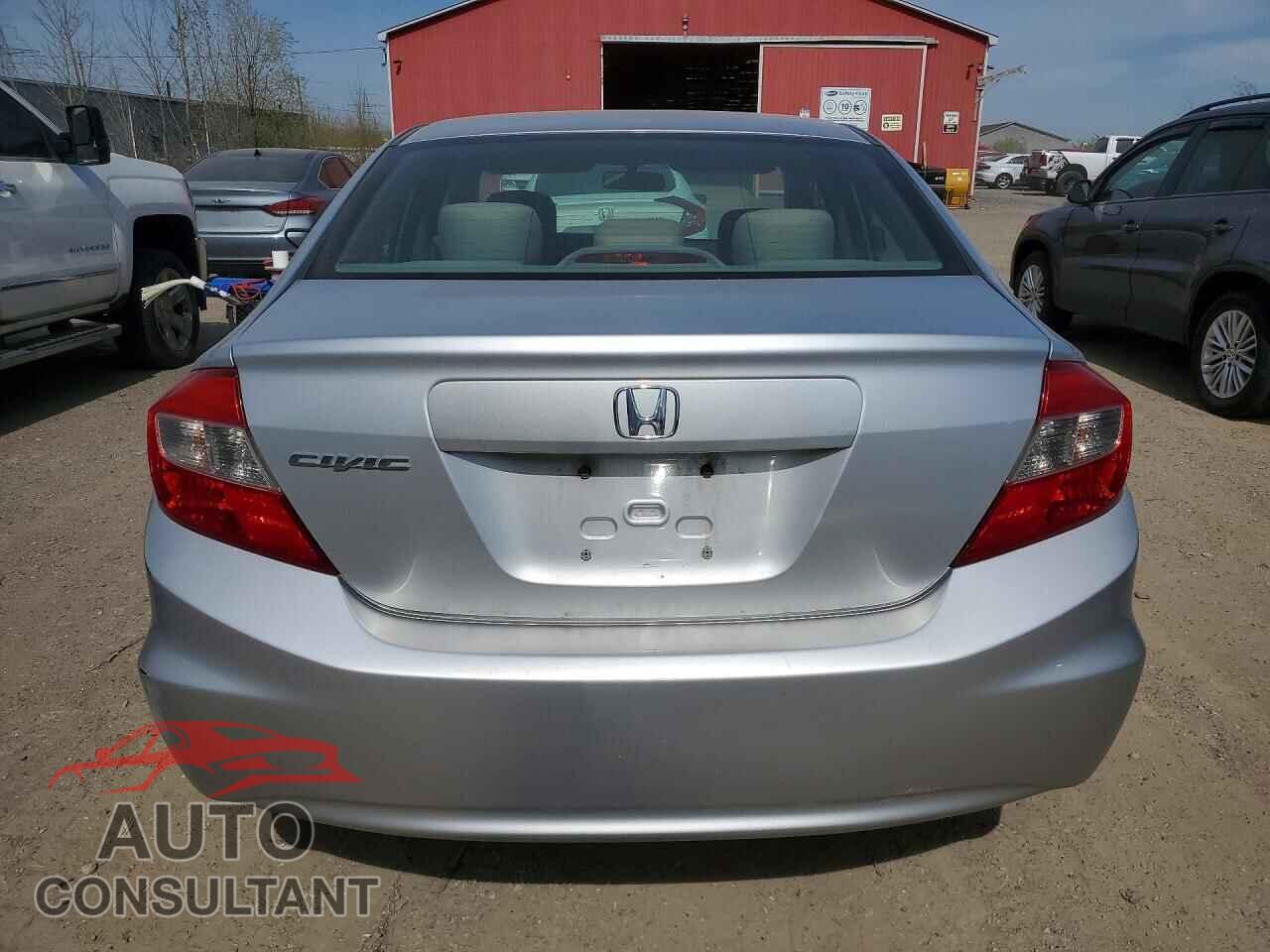 HONDA CIVIC 2012 - 2HGFB2F57CH055002