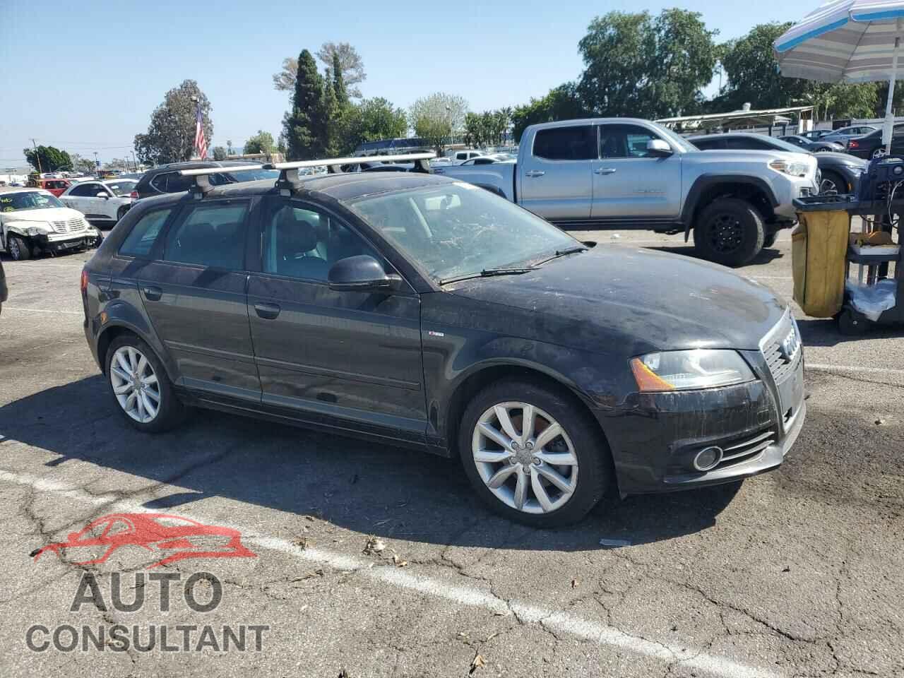 AUDI A3 2010 - WAUBEAFM9AA128286