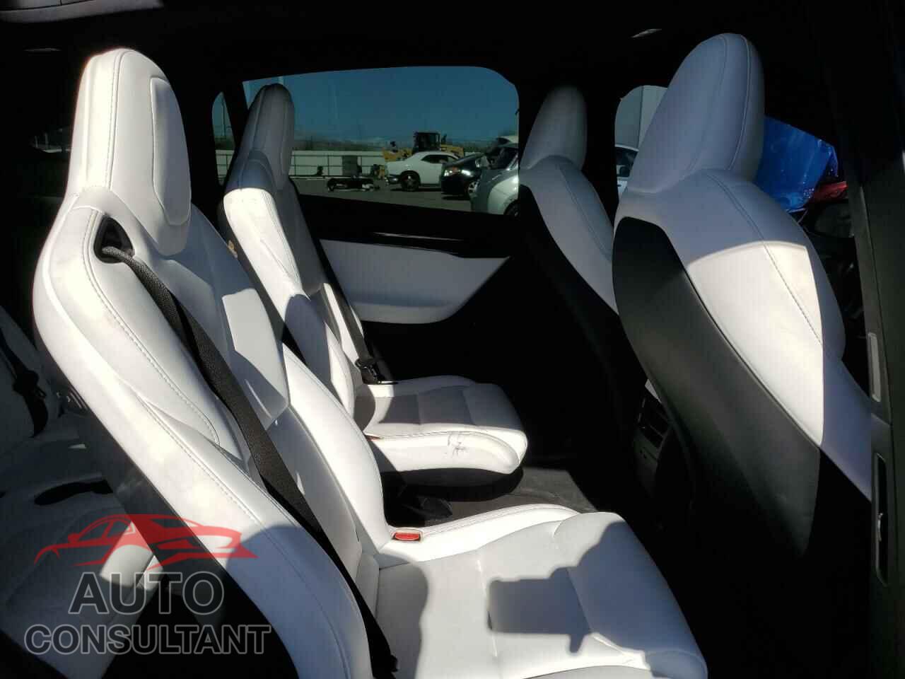 TESLA MODEL X 2020 - 5YJXCBE22LF244881