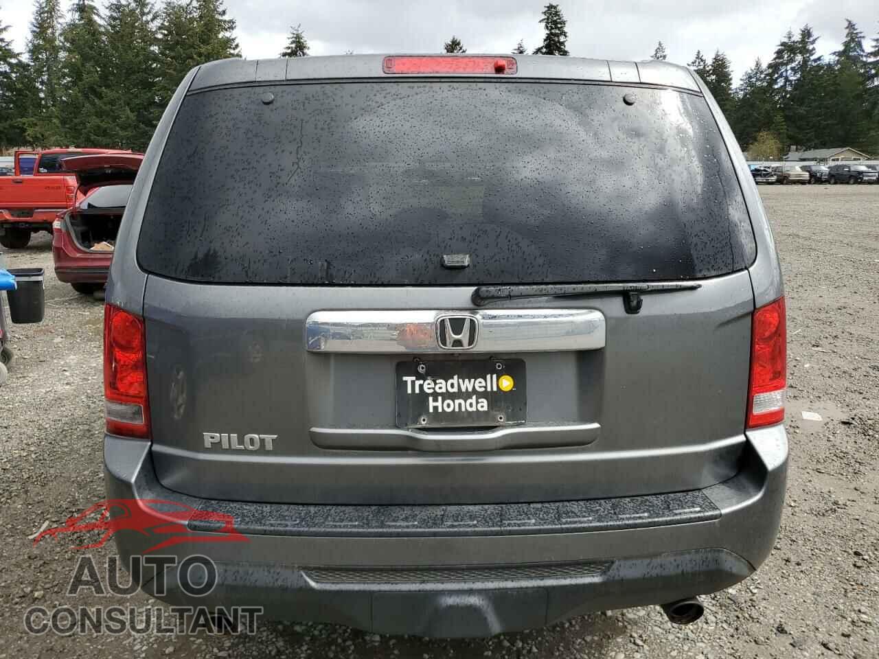 HONDA PILOT 2013 - 5FNYF3H44DB035643
