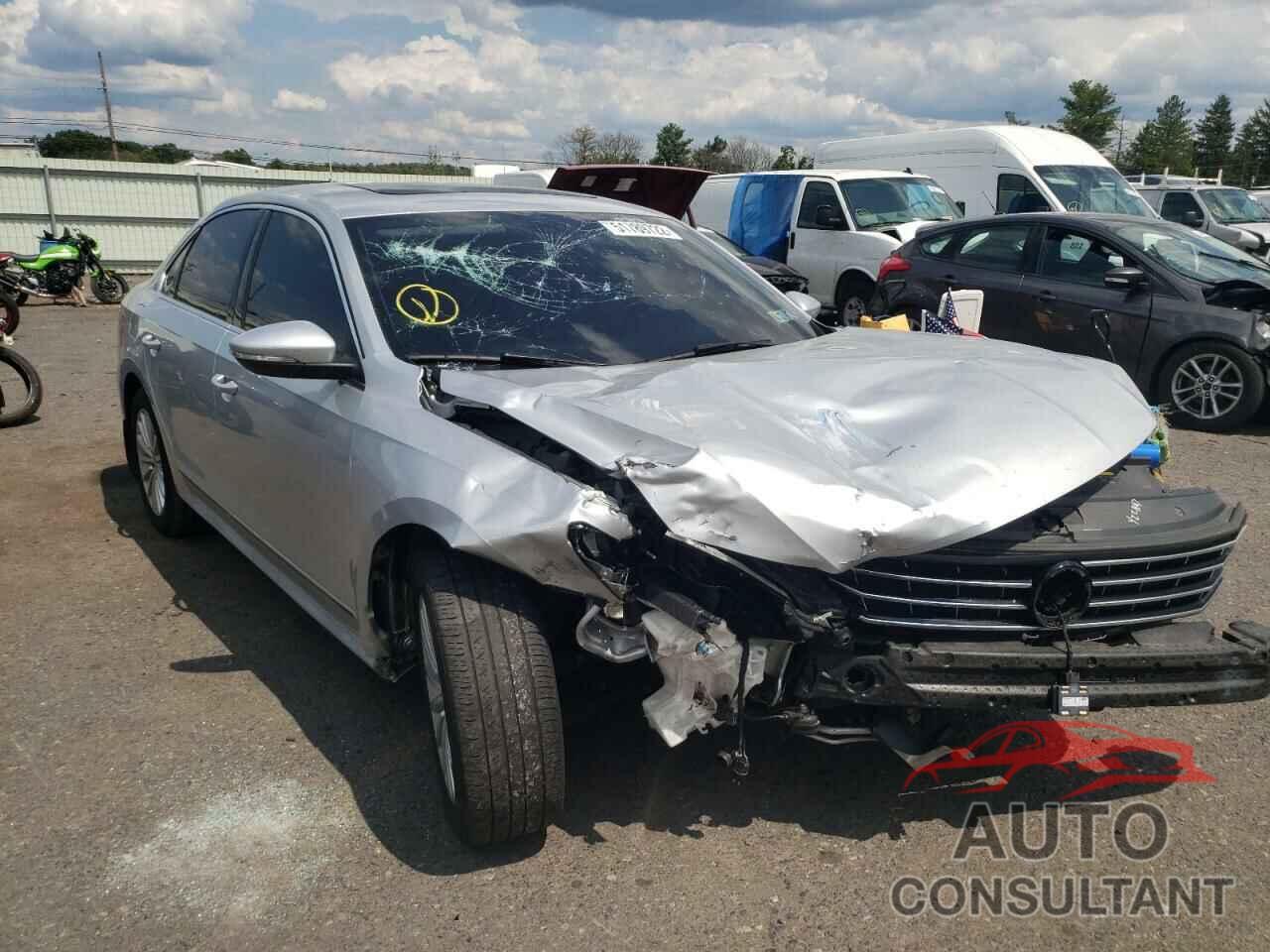 VOLKSWAGEN PASSAT 2017 - 1VWBT7A33HC018100