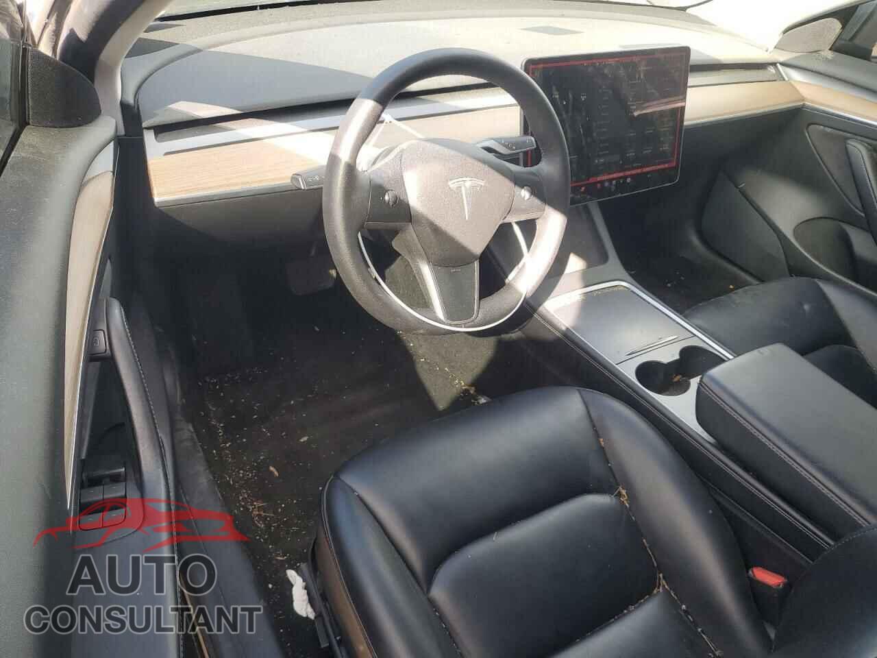 TESLA MODEL 3 2021 - 5YJ3E1EA5MF087892